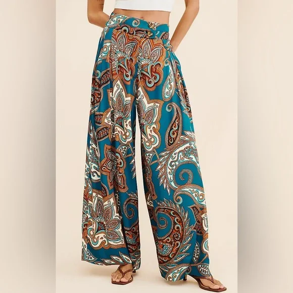 Farm Rio Leopard Paisley Pants, Various Sizes NWOT - Picture 1 of 5